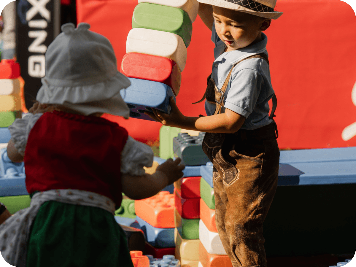 Sommerfest 2026: Familienprogramm im Klostergarten