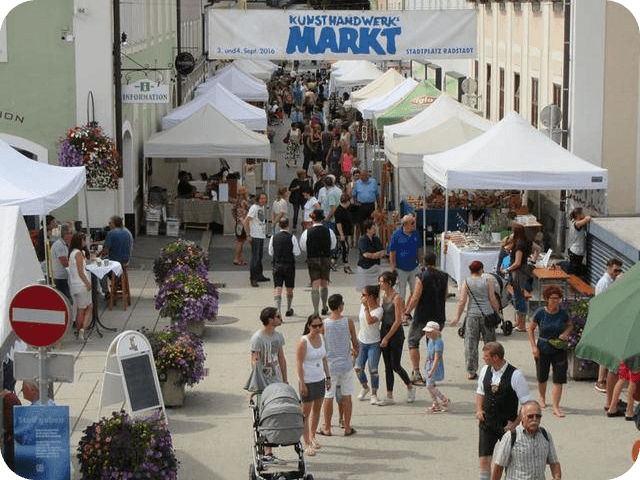 27. Kunsthandwerksmarkt Weissensee