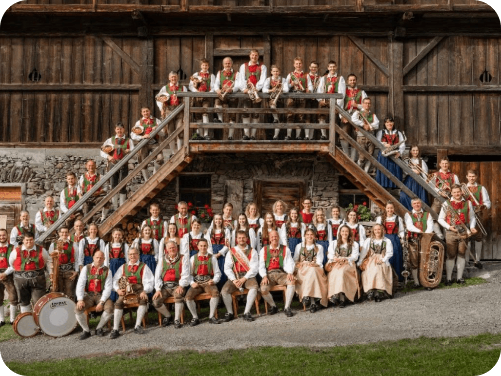 Platzkonzert der Musikkapelle Oberlienz